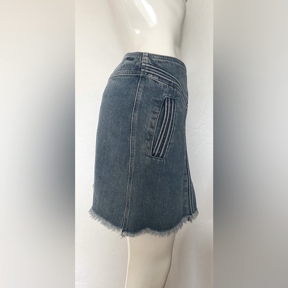 CHLOE BLUE DENIM JEAN MINI SKIRT SIZE 36 FRINGE HEM LUXURY BOHO